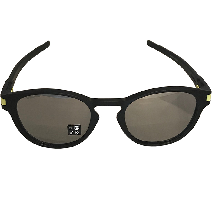 オークリー LATCH MATTE BLACK ボストン型のメガネフレームサングラス セル